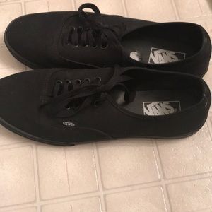 All Black vans